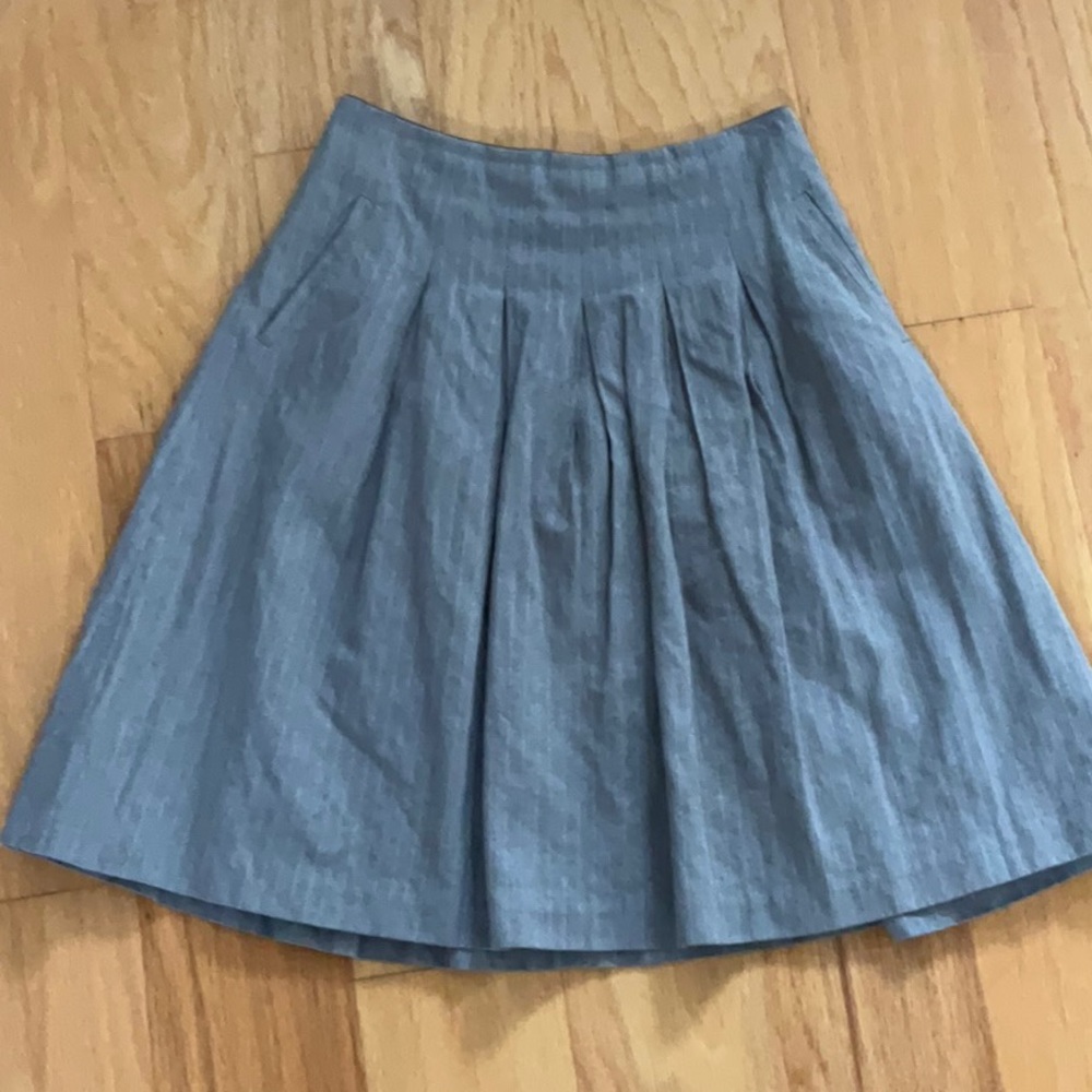 Cabi Pleated Career Skirt with Pockets